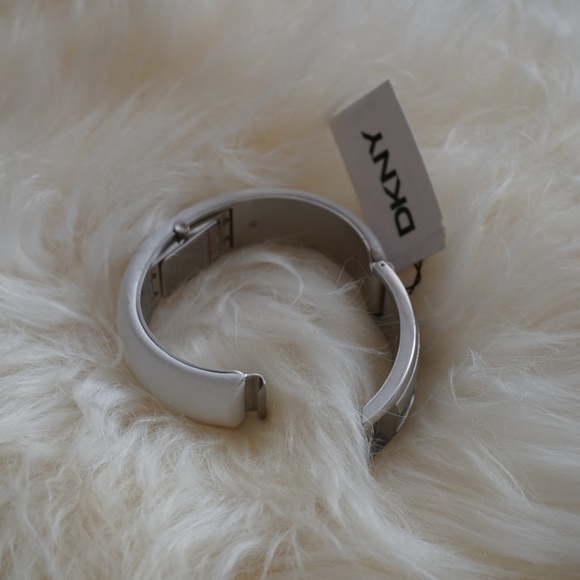 New&Authentic DKNY Bangle Women's Watch - Picture 3 of 4